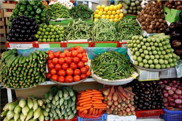 اسعار الخضروات والفاكهة اليوم الأحد 26 مايو 2024  في سوق العبور للجملة