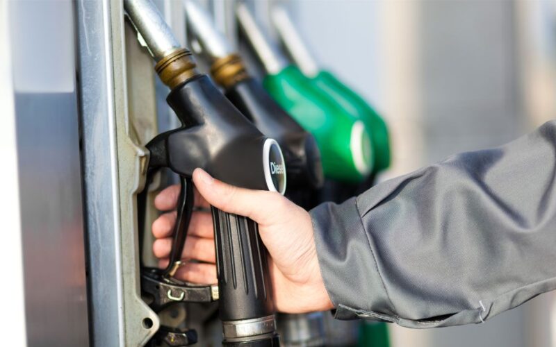 “قبل الغلاء” تعرف على سعر البنزين اليوم الأحد 19 مايو 2024 في جميع البنزينات