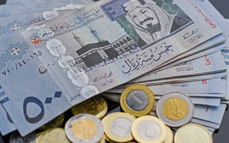 الريال السعودي مقابل الجنيه المصري اليوم الأحد 26 مايو 2024 داخل السوق السوداء والبنوك المصرية