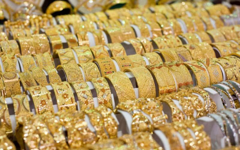 “هتلحق تخطب” أنخفاض في سعر الذهب اليوم الأربعاء 5 يونيو 2024 في مصر وأسعار السبائك المسجلة في محلات الصاغة