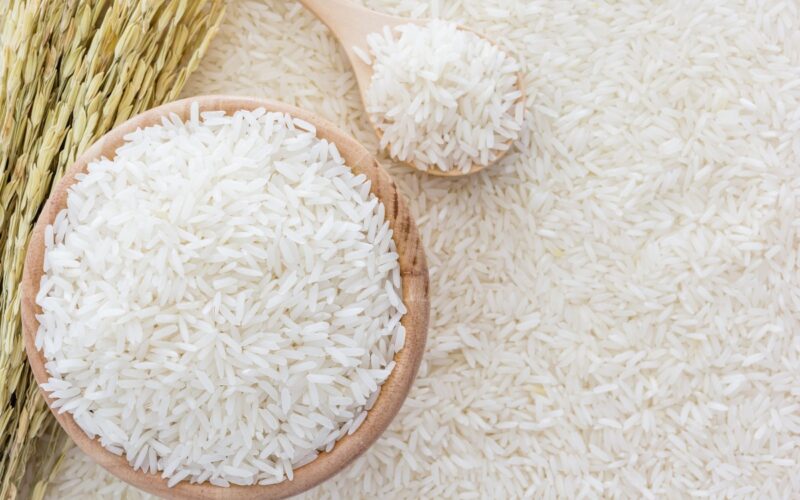 “الأردب بكام” سعر طن الأرز الشعير اليوم الخميس 6 يونيو 2024 وأسعار السلع الأساسية في الأسواق المصرية